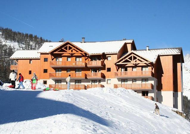 Les Gentianes By Actisource Aparthotel Puy-Saint-Vincent Exteriör bild